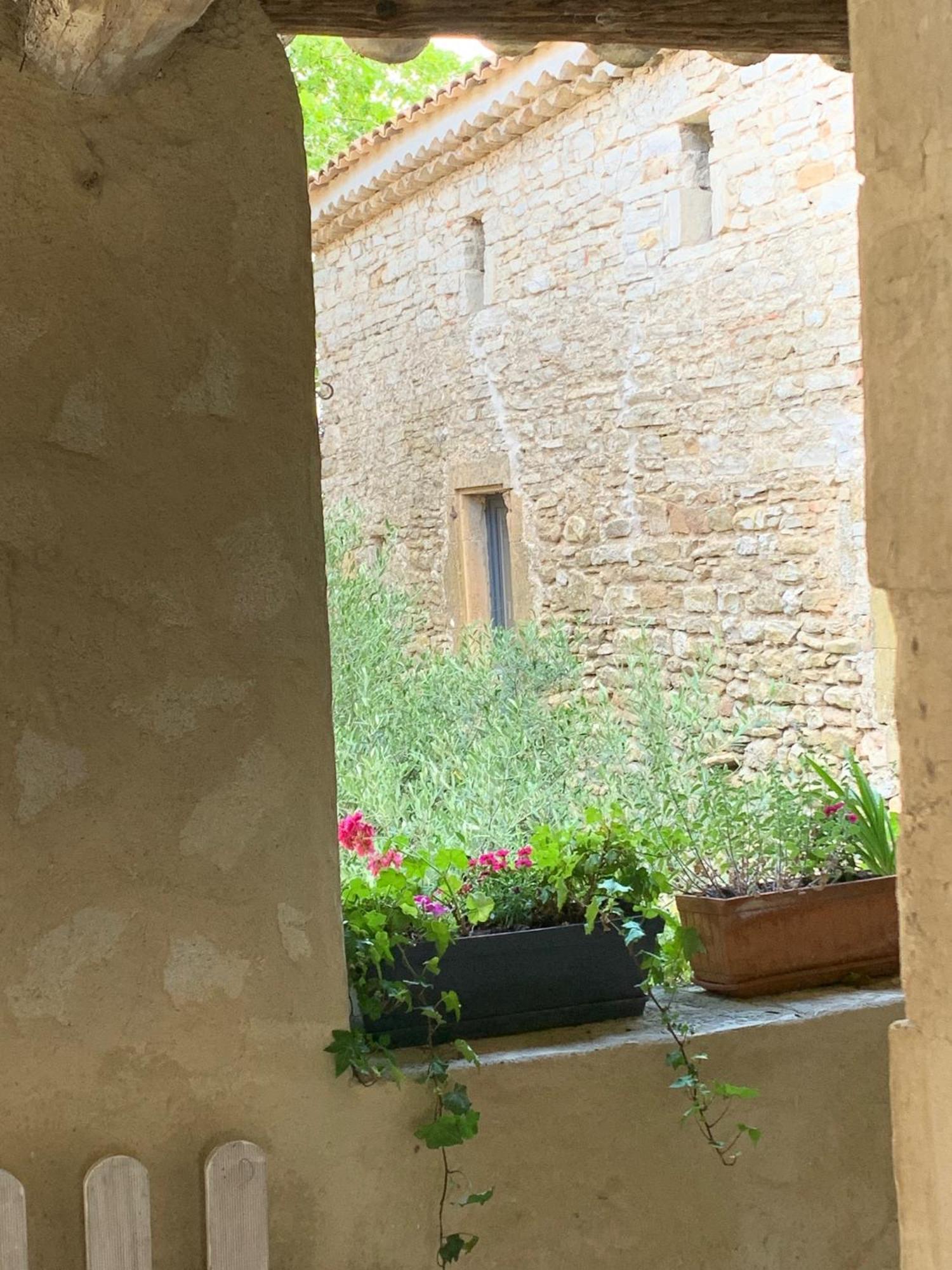 Magnanerie De Sainte Croix Hotel Room photo