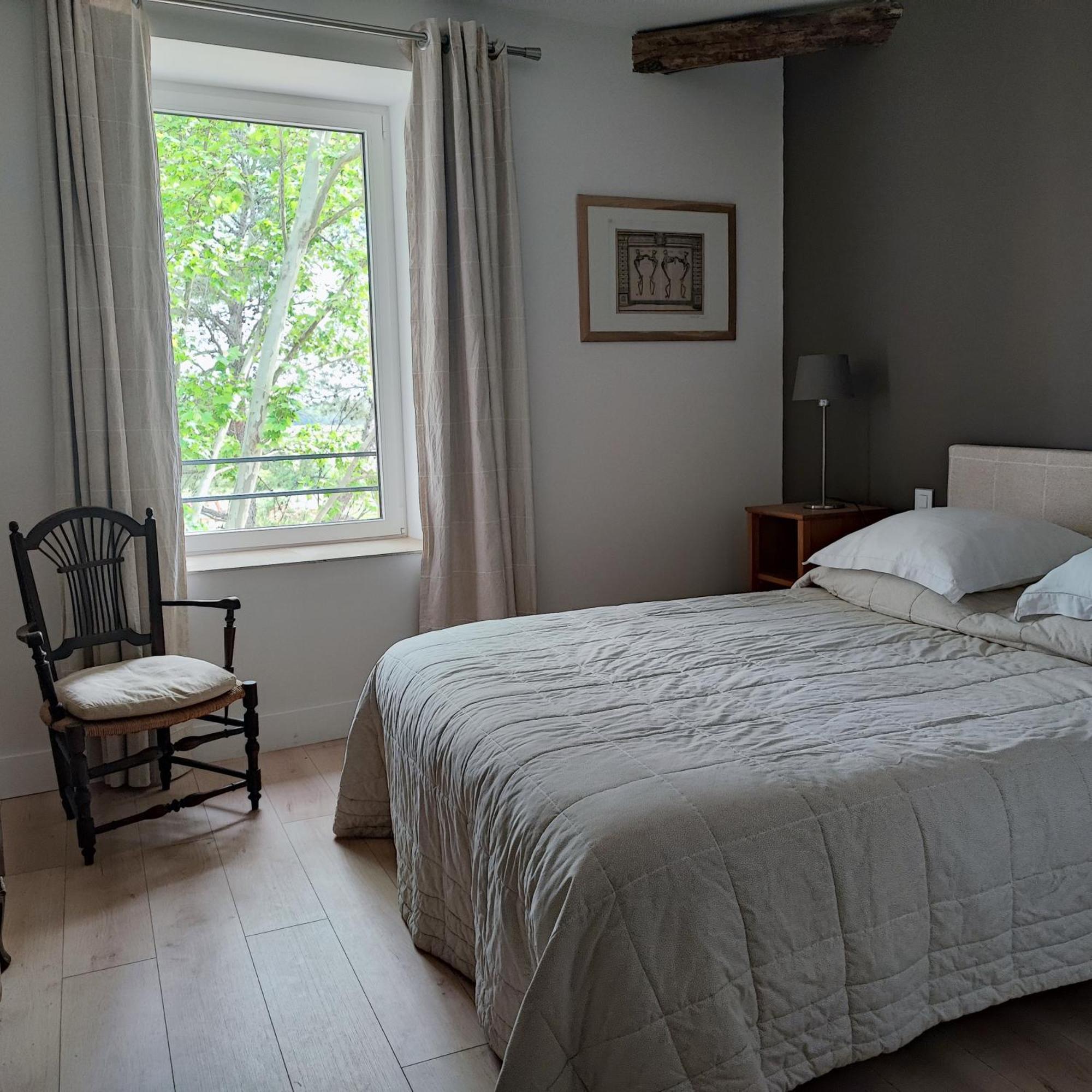 Magnanerie De Sainte Croix Hotel Room photo